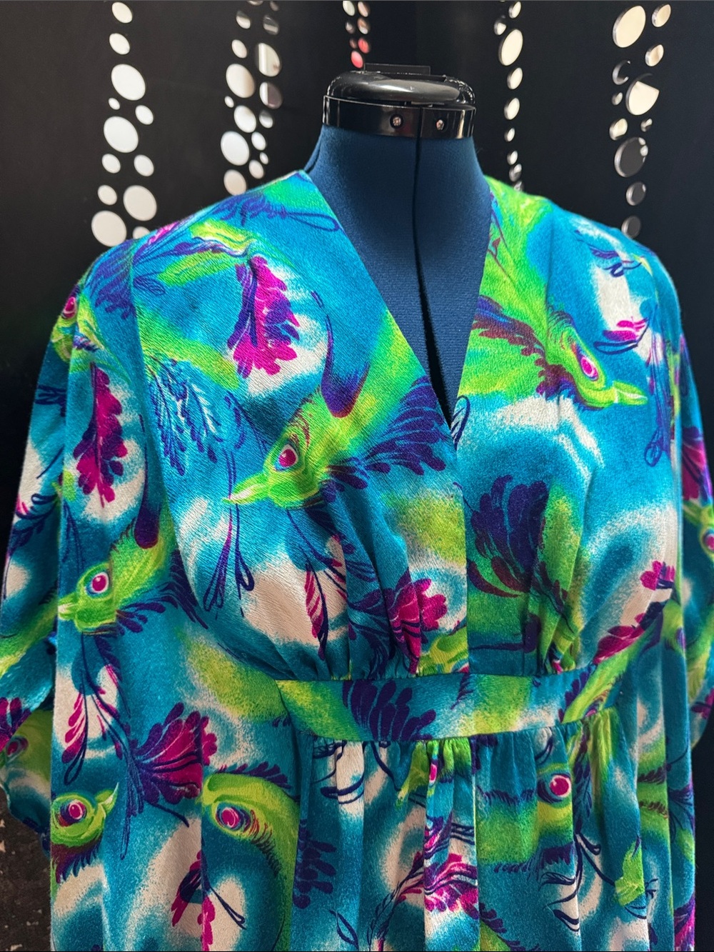 Vintage Vibrant Peacock Print Caftan - Teal, Green & Magenta - Picture 2 of 8